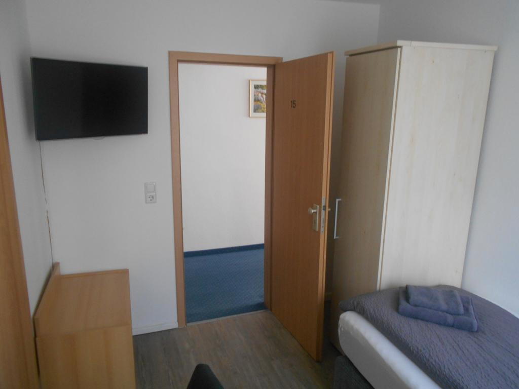 Hotel Sonnenhof Зиндельфинген Экстерьер фото