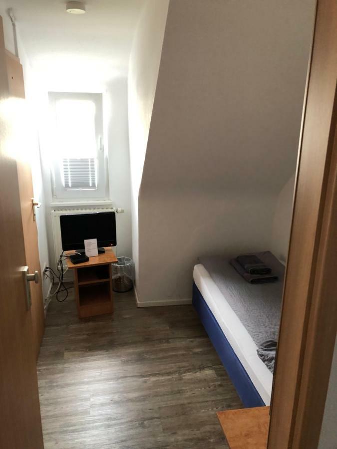 Hotel Sonnenhof Зиндельфинген Экстерьер фото